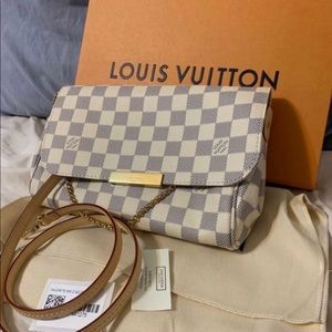 Louis Vuitton Favorite MM